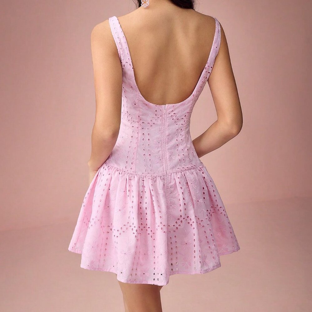 Pink Elegant Women's Sleeveless Pleated Short Dress - Picture 2 of 7